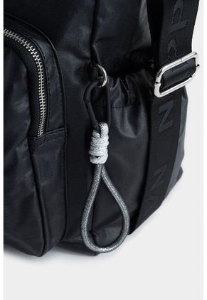 Bolso Tipo Shopping Grande Con Bolsillo Frontal Bolso Tipo Shopping Grande Con Bolsillo Frontal Negro NAPPA