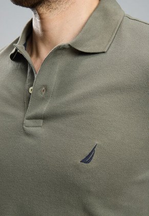 Polo NAUTICA Verde Militar