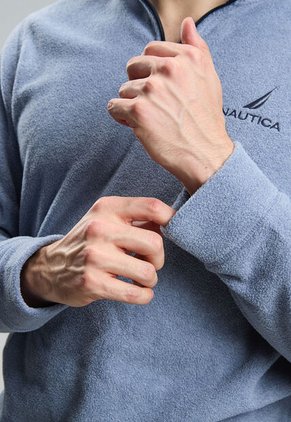 Buzo NAUTICA Azul Claro