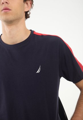 Camiseta Azul-Blanco-Rojo Nautica