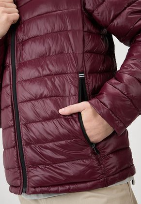 Chaqueta Vinotinto-Negro NAUTICA