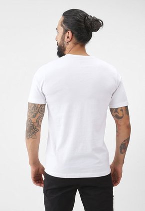 Camiseta Blanco-Verde-Amarillo-Rojo NAUTICA