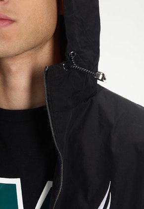 Chaqueta Negro Nautica