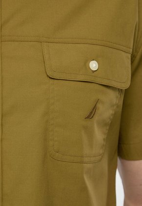 Camisa NAUTICA Verde Oliva