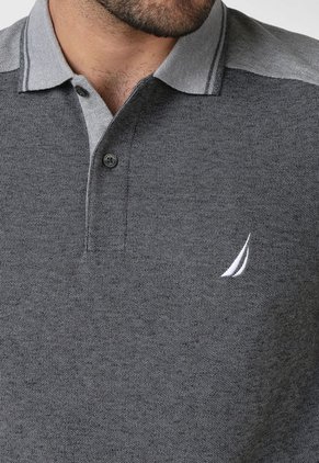 Polo NAUTICA Gris