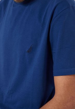 Camiseta Azul Nautica