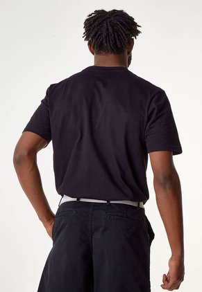 Camiseta Negro-Multicolor Nautica