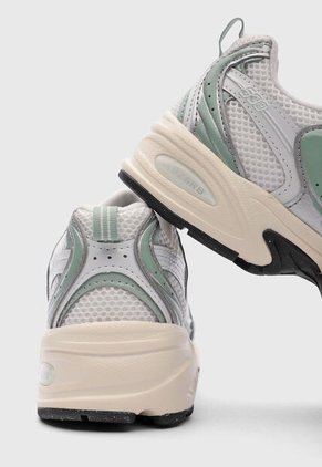 Tenis new balance 530 Blanco