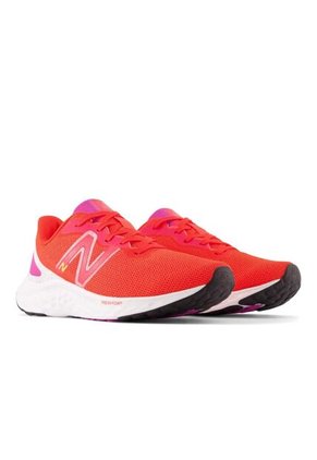 Tenis New Balance Fresh Foam Arishi V4 Mujer- Coral Neon