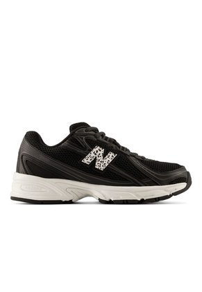 TENIS NEW_BALANCE UNISEXO U7402B2 740 Talla 4.5