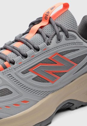 Tenis Trail new balance Fresh Foam 410 V9 Gris