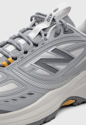 Tenis Trail new balance Fresh Foam 410 V9 Gris
