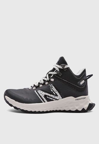 Botas new balance Fresh Foam Garoé MID Negro New Balance