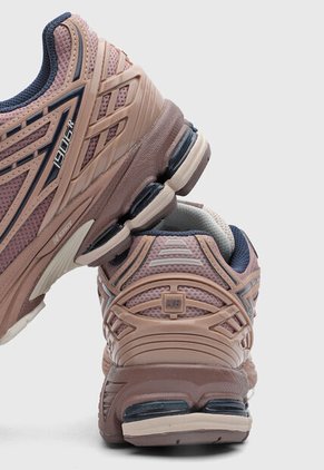Tenis Lifestyle new balance 1906R Nude