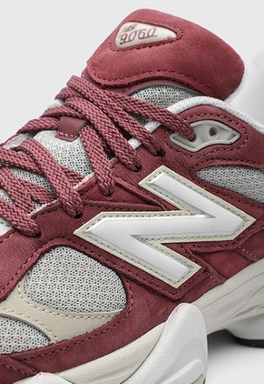 Tenis new balance 9060 Rojo