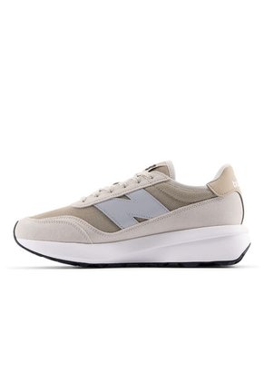 Tenis New Balance 370 Mujer-Beige/Cafe