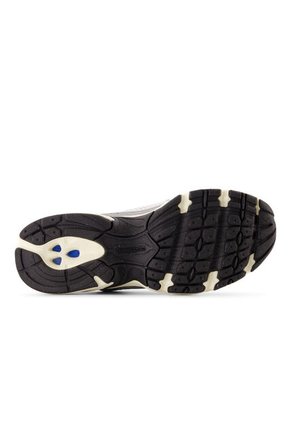 Tenis New Balance 530 Mujer-Plateado