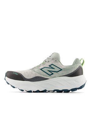 Tenis New Balance Hierro Hombre-Gris