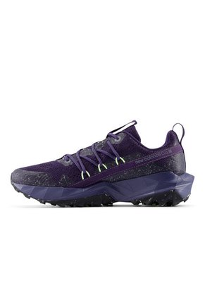 Tenis New Balance Tektrel Mujer-Morado