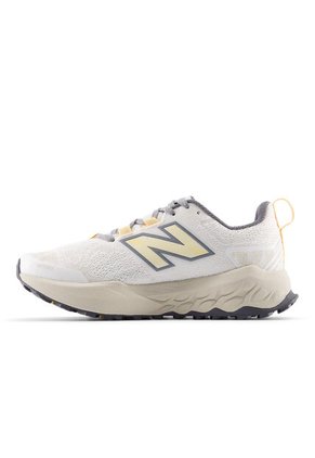 Tenis New Balance Garoé Mujer-Blanco Crema