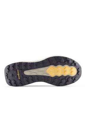 Tenis New Balance Garoé Mujer-Blanco Crema