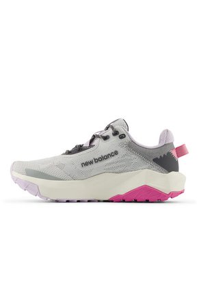 Tenis New Balance Nitrel Mujer-Gris
