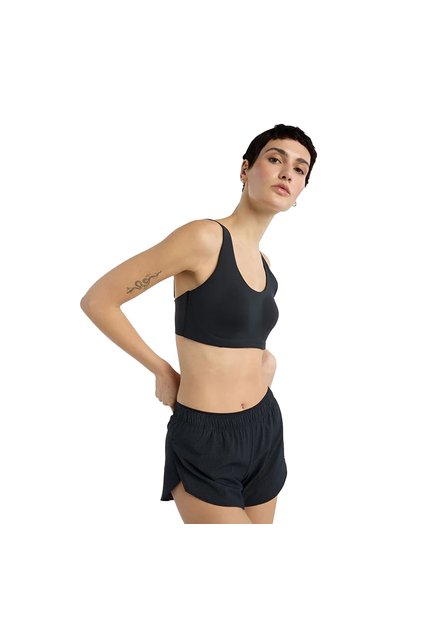 Top Deportivo New Balance Original Essential Run Negro Mujer