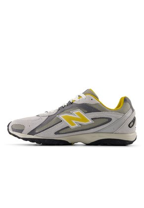 Tenis Lifestyle Unisex 204L New Balance U204LNPB