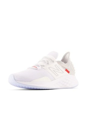 Tenis New Balance Fresh Foam Roav -Blanco/Rojo