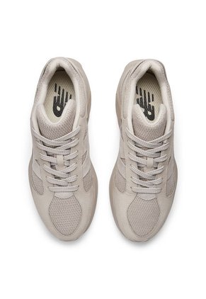 Tenis Deportivos New Balance WRPD Original Beige Hombre
