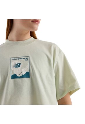 Camisa Tshirt Marca New Balance Relaxed 550 Verde Mujer