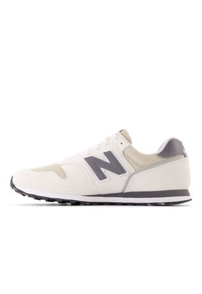 Tenis Lifestyle 373 V2 New Balance ML373XF2