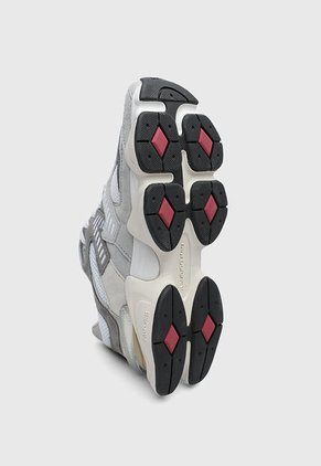 Tenis new balance 9060 Gris