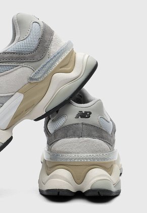 Tenis new balance 9060 Gris