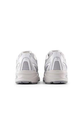 Tenis Lifestyle Unisex 740 New Balance U7405I7