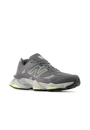 Tenis Lifestyle Unisex 9060Z New Balance U906041H