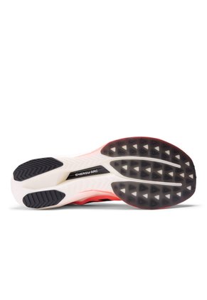 Tenis Running FuelCell SuperComp Elite V5 New Balance MRCELLR5