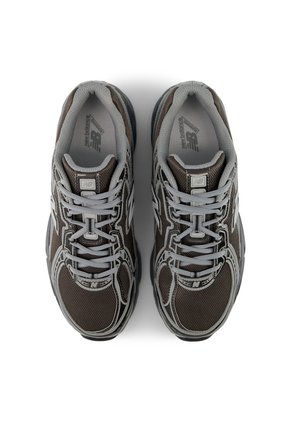 Tenis Lifestyle Unisex 740 New Balance U7407YI