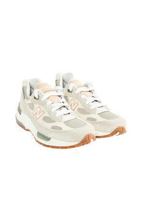 Tenis Lifestyle Unisex Made In USA 992 New Balance U992720