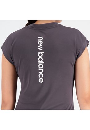 Camisa Deportiva New Balance Original Impact Run Negro Mujer