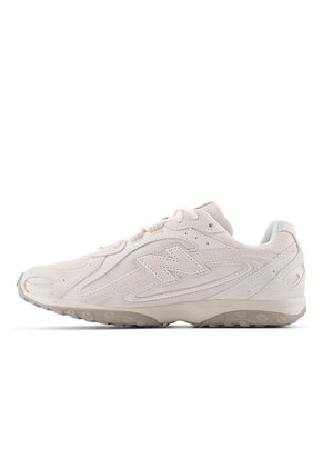 Tenis Lifestyle Unisex 204L New Balance U204LMMC