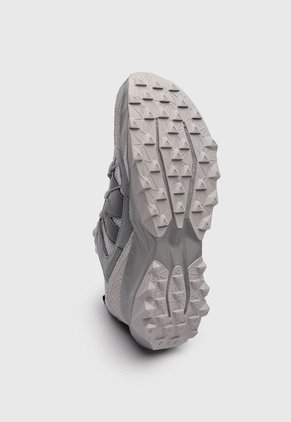 Tenis new balance Tektrel Gris