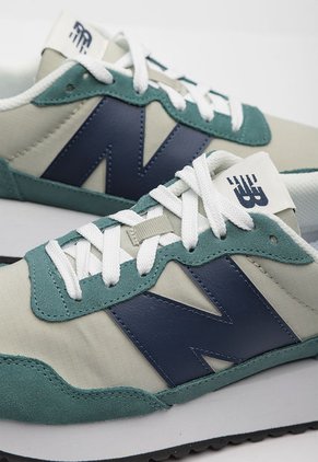 Tenis new balance 237 Verde