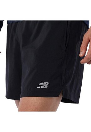 Pantaloneta New Balance Accelerate 5 In Para Hombre-Negro