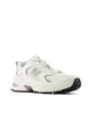 Tenis New Balance 530 Mujer-Gris/Beige de New Balance