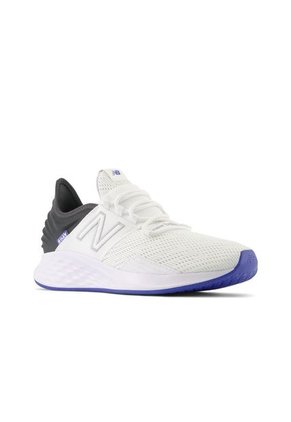 Tenis New Balance Fresh Foam Roav -Blanco