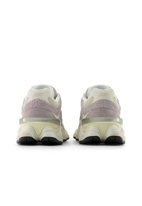 TENIS NEW_BALANCE UNISEXO U906029M 9060 Talla 4