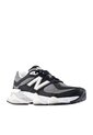 Tenis New Balance 9060 Hombre-Negro de New Balance