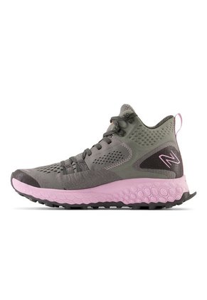 Tenis Botas New Balance Hierro Mujer-Gris