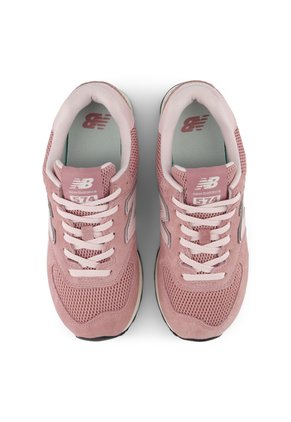 Tenis Lifestyle 574 New Balance W57424E
